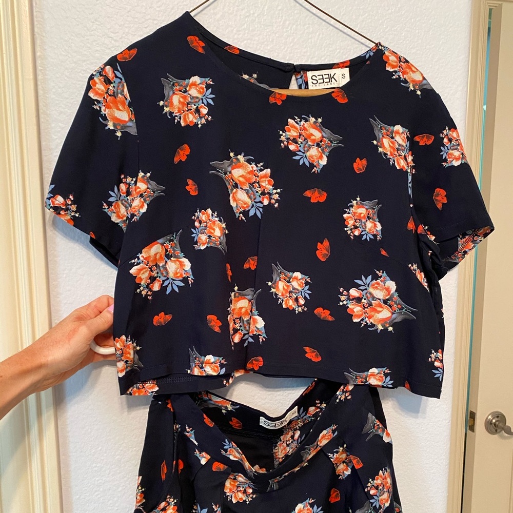 Two Piece Set - image 2